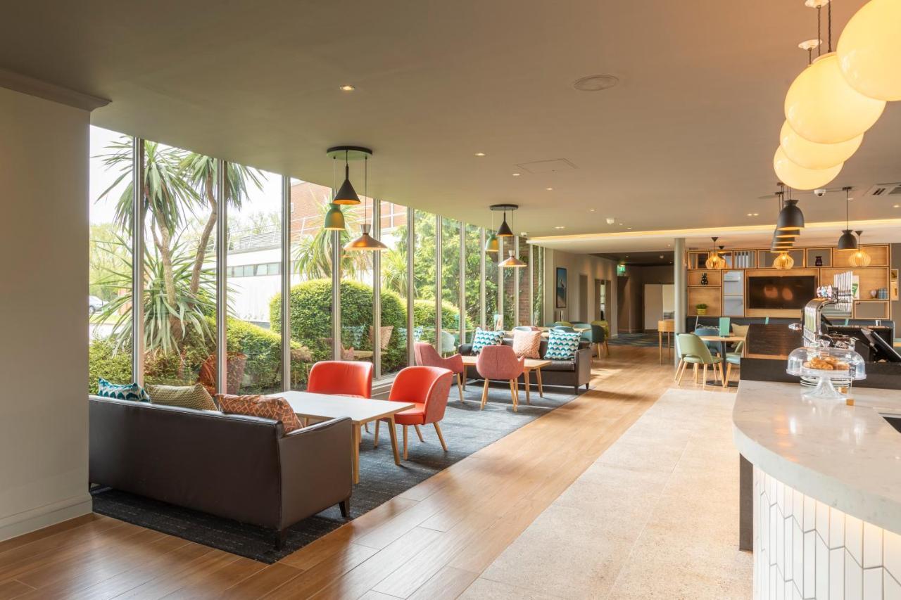 Holiday Inn Basildon By Ihg Экстерьер фото